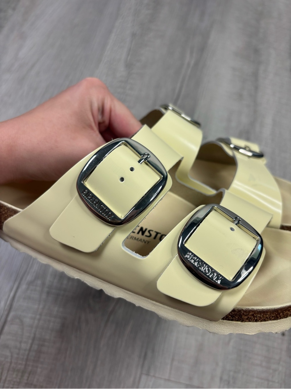 Birkenstock Arizona Big Buckle sandals glossy yellow patent leather size 39 - Picture 9 of 9